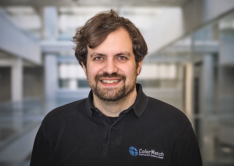 Dennis Weißenberg von ColorMatch ist technischer Ansprechpartner für den PIC