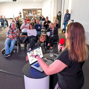 Nach diesem einführenden Vortrag kam PIC-Mitglied Jennifer Wolf zu Wort...