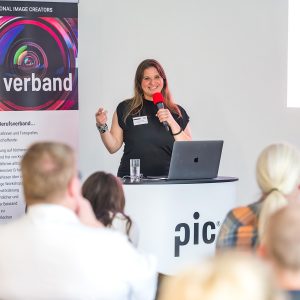 "Zwischen Funkenflug und Freigeist"!