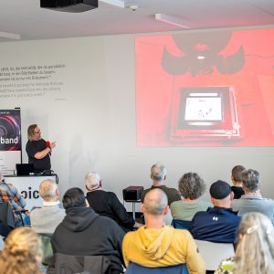 Es gab daher Einiges zu erzählen, das die aufmerksamen Zuhörer fesselte.