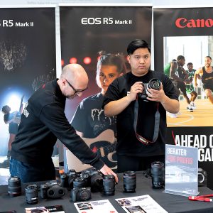 ... wie z. B. die Autofokus-Funktionen oder die Individualisierung der Kameras.